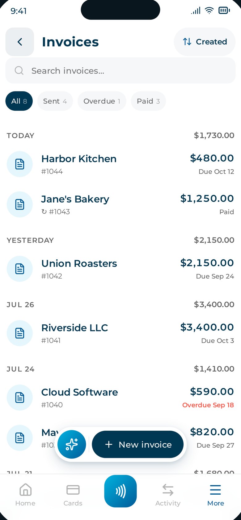 evoSTRATA app: invoices list with due and paid status